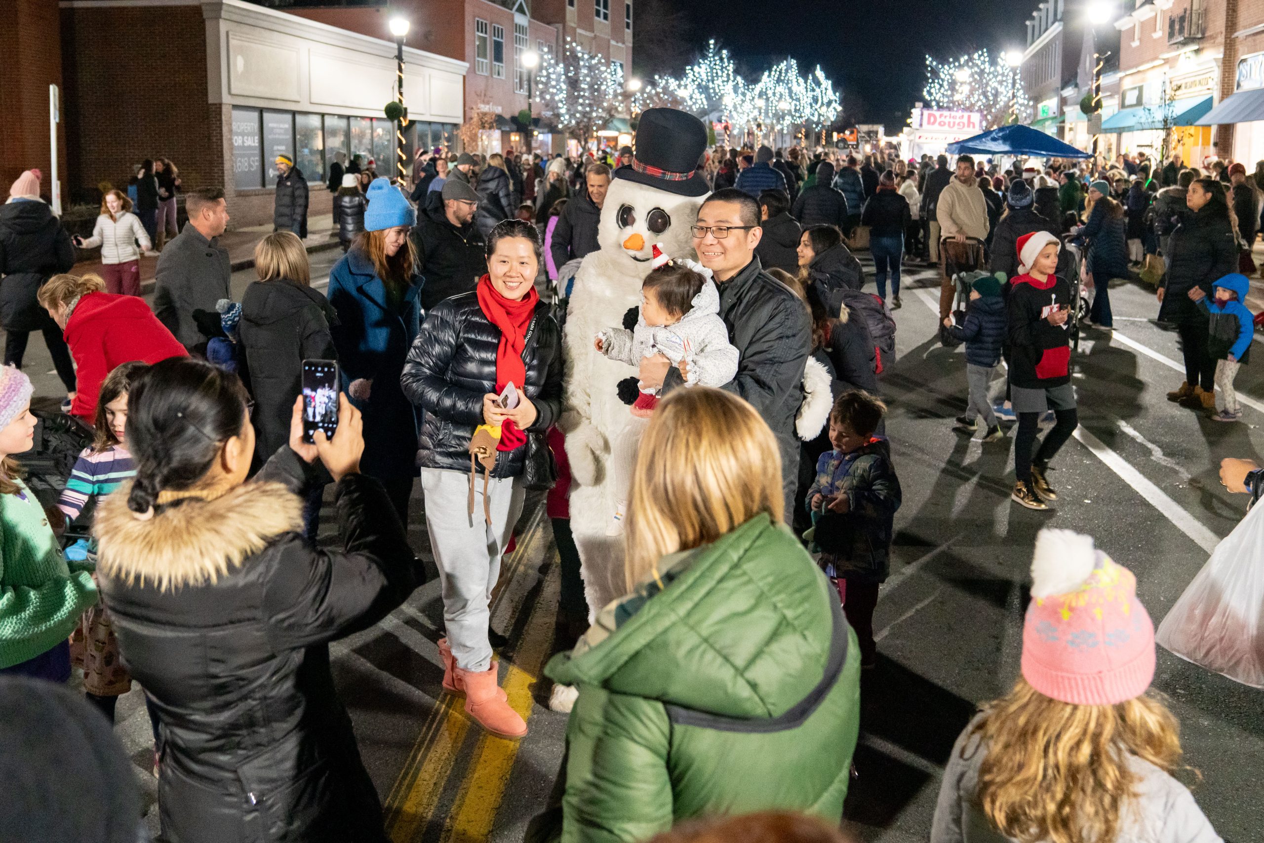 Belmont Kicks off Holiday Season Belmont Voice