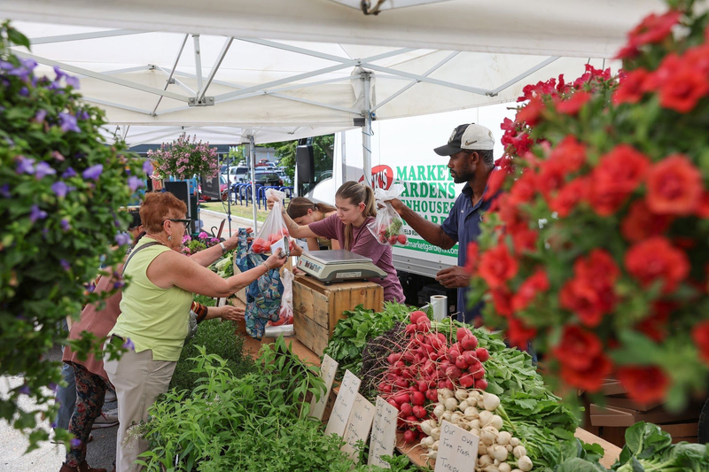 Farmers’ Market Rings Opening Bell on 2026 Season